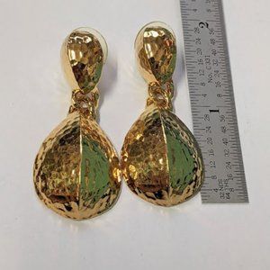 Vintage Avon Hammered Metal Modernist Earrings